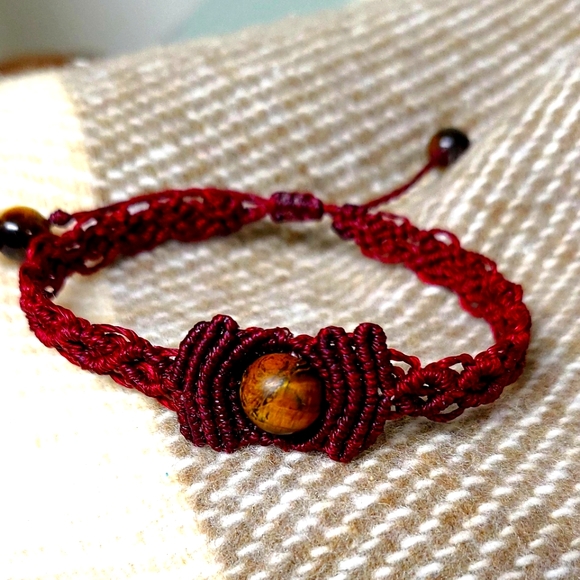 Handmade Macrame Jewelry Set, Maroon with Tiger's Eye Stone - Picture 2 of 12